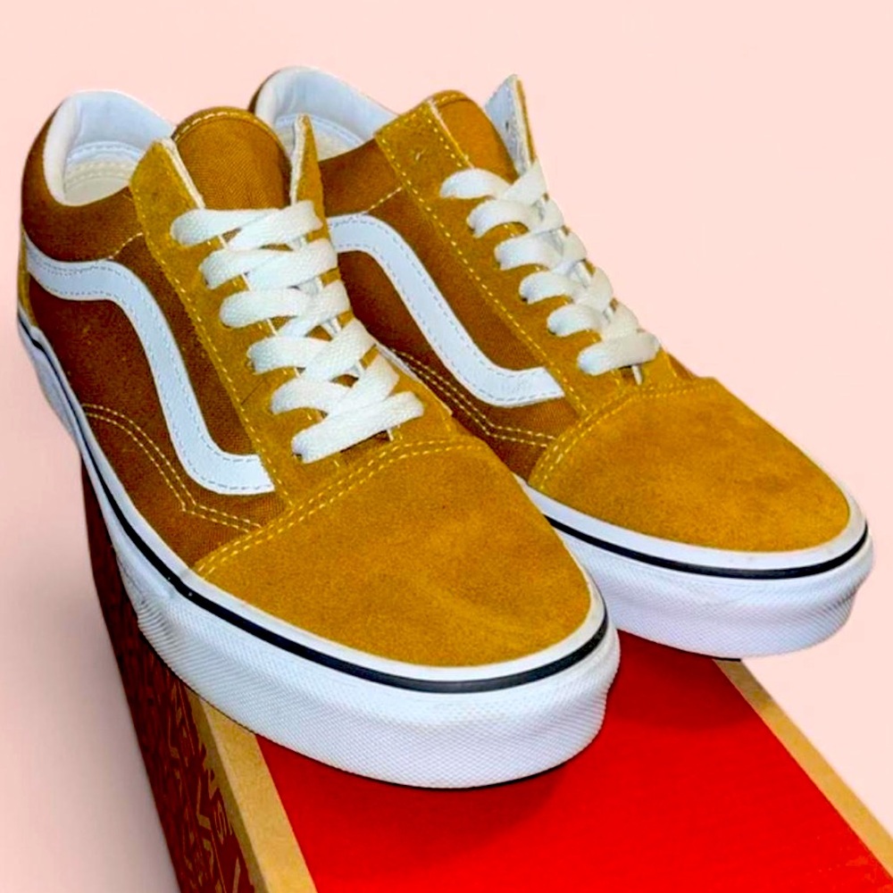 Vans Women’s Old Skools